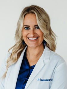 headshot Dr. Lauren Gardner