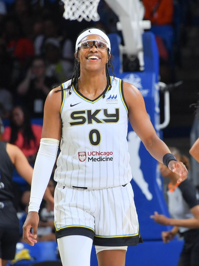 DeShields plays for the Chicago Sky in Oakley