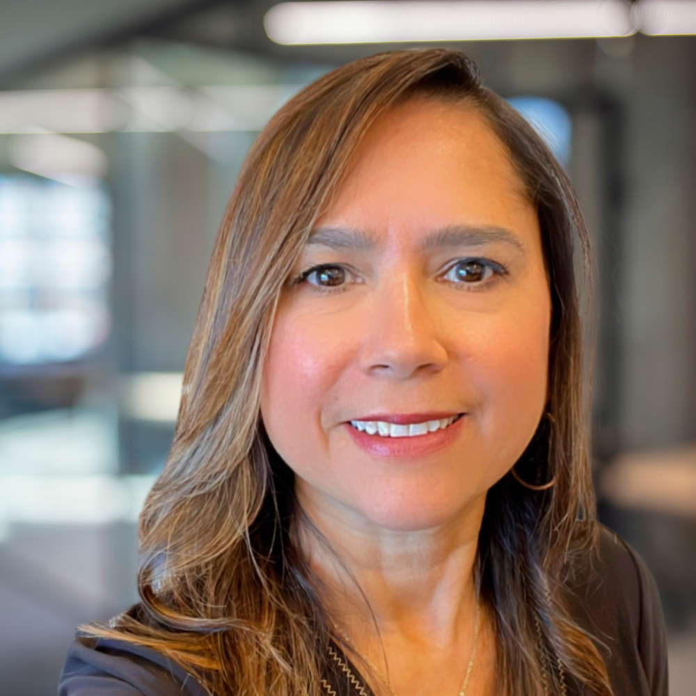 headshot of Karen Carrasquillo