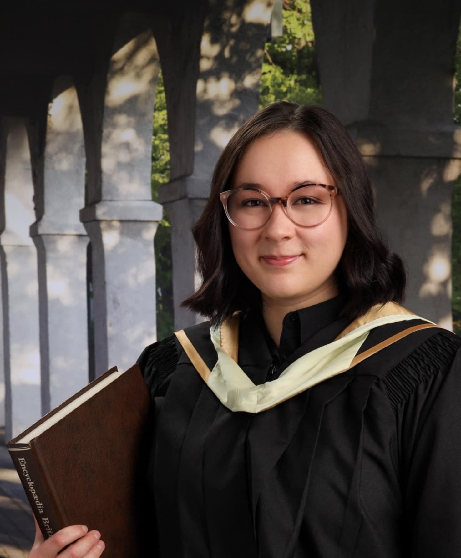 Erica Chow, OD, 2025 top graduate from University of Waterloo School of Optometry