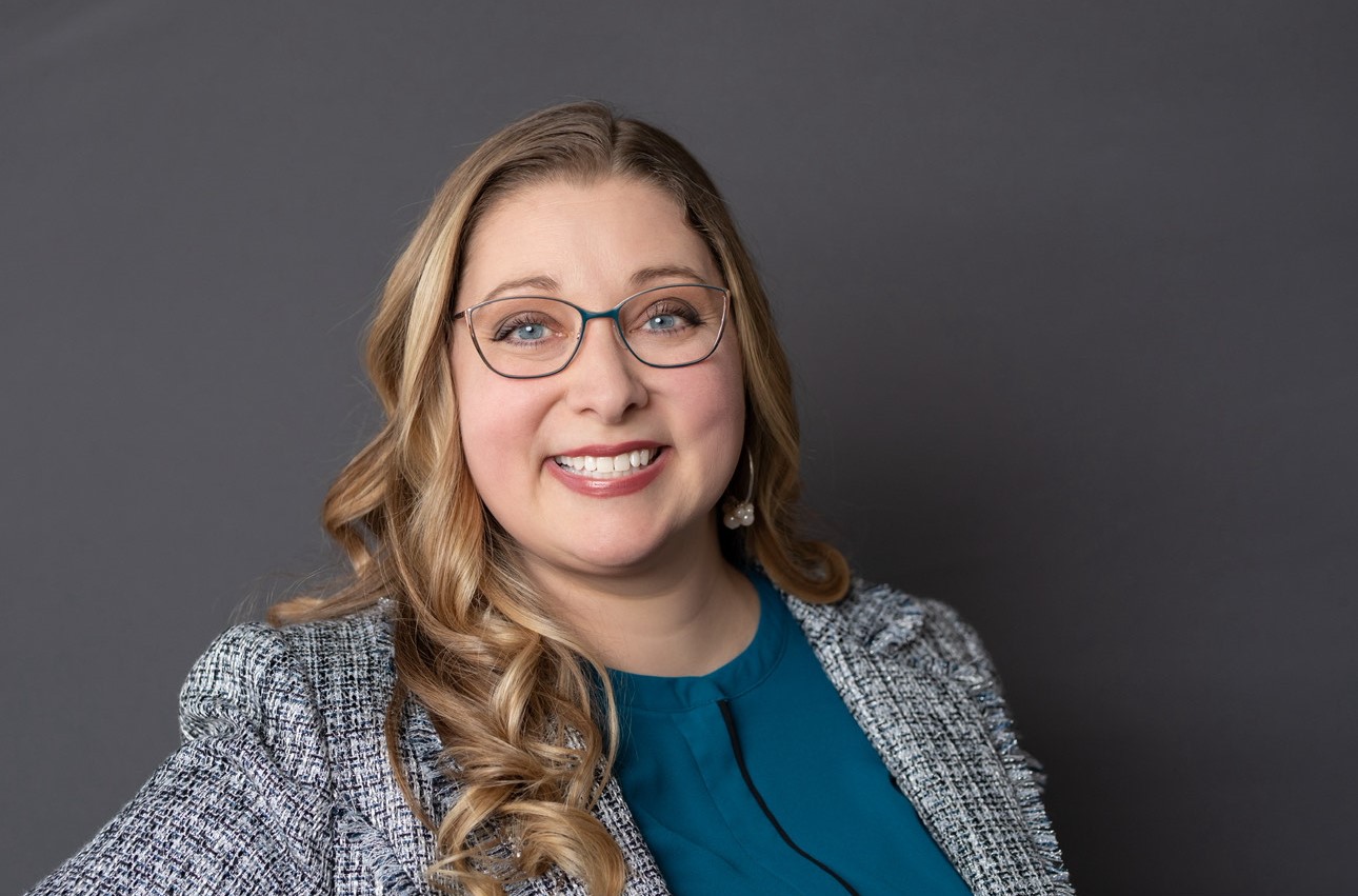 Dr. Lisa Hornick